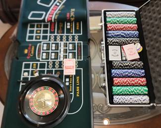 Texas Hold'Em game and Excalibur Casino Games, 3 in 1