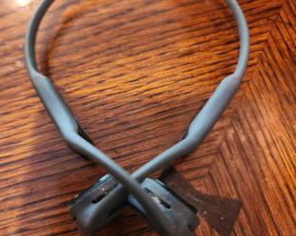 Aftershocz headphones 