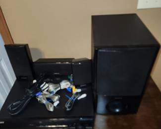 Sony DVD home theatre system. DAV-HD-285