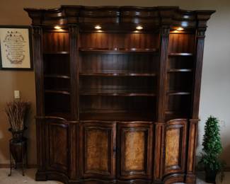 Entertainment center 