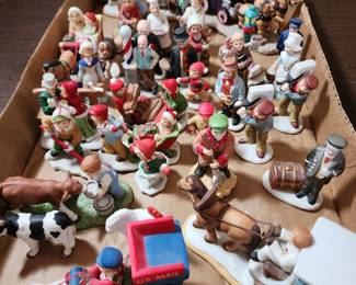 Lefton Christmas Village people