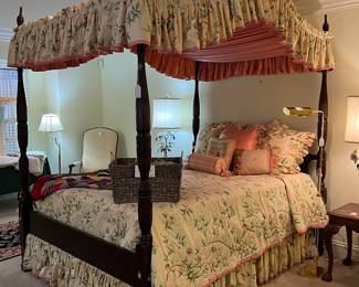 Queen size for poster bed and bedding