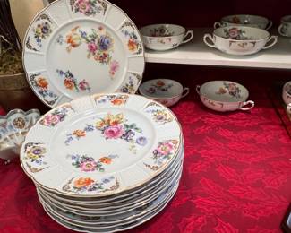 Set of 10 Rosenthal plates