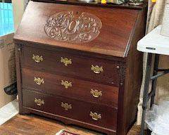 Cuban mahogany slant top desk