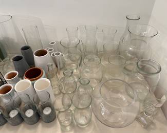 Many vases