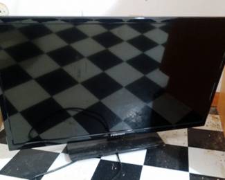 Element 32" Television Model ELEFW328B 