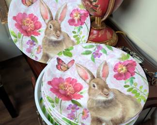 208 Park 11" Acrylic Dinner Plates, Qty 8 And 12" Serving Tray