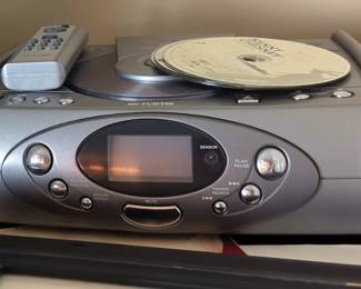 Curtis AM/FM CD Radio, Model RCD843 With 10" Tabletop Speakers And Remote 