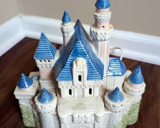 Ceramic Accent Lamps, 24", Qty 2, Castle Light, Conk Shells And More