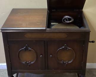 NATIONAL MELOPHONIC THE MASTER PHONOGRAPH