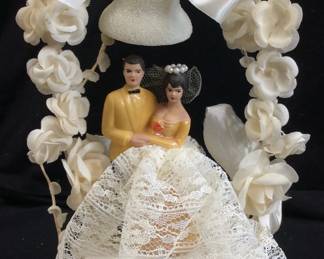 1930’s WEDDING CAKE TOPPER