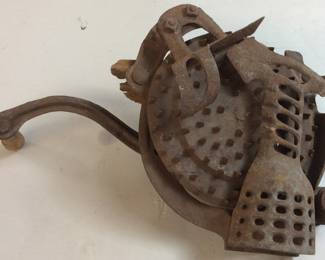 ANTIQUE BLACK HAWK CORN SHELLER