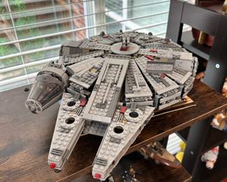 Lego Star Wars Millennium Falcon