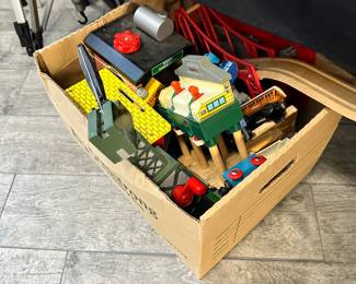 Thomas the Tank Railroad Train Set