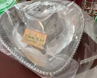 love this chip & dip hat.... Ye ha!!