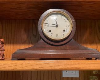 mantle clock