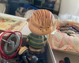 peanuts bobble head