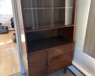 Midcentury display cabinet/hutch