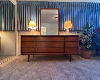 Midcentury dresser with mirror by Dixie