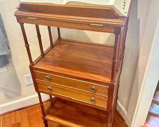 Podium Book Stand nice condition 