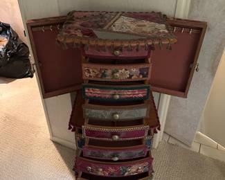 Vintage floral tassled jewelry chest