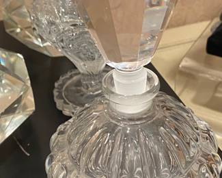 Crystal perfume bottle with ruffled edge