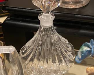 Baccarat primevere shell perfume bottle