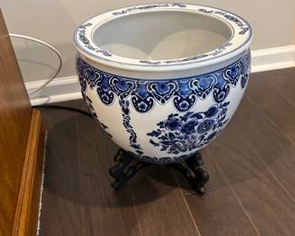 A PAIR OF THESE JARDENEIRS.