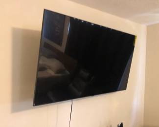 55 INCH SAMSUNG TV
