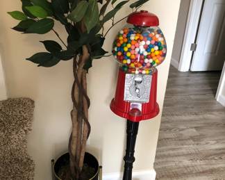 GUMBALL MACHINE AND FAUX PLANT