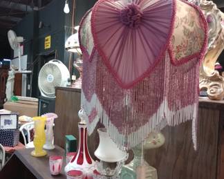 TABLE LAMP