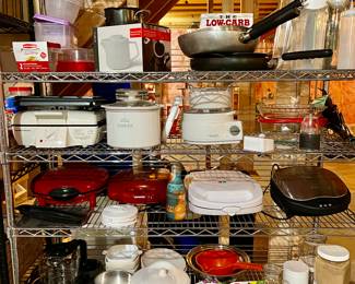 STAINLESS STEEL SHELVES - SMALL KITCHEN APPLIANCES