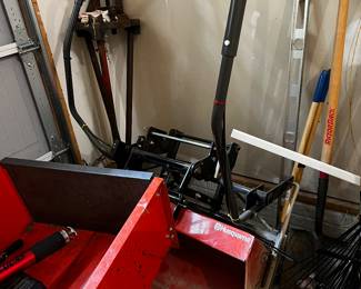 HUSQVARNA ATTACHMENT FRONT SCOOP