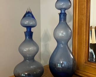 LARGE GENIE BOTTLE STYLE BOTTLES