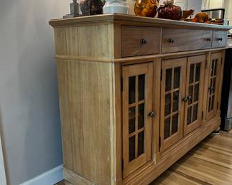 $695 FOR IMMEDIATE PURCHASE
LIBERTY FURNITURE HARBOR VIEW SIDEBOARD BUFFET SIDE 
Measures of 66 inches wide by 42 1/2 inches tall by 18 1/2 inches deep incl trim.
NORMAL AVERAGE WEAR
** PLEASE MESSAGE or CALL FOR ADDITIONAL PHOTOS, CONDITION & PAYMENT OPTIONS 817-851-4177