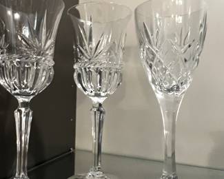 CRYSTAL WINE GLASSES