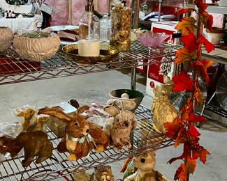 EASTER AND HOLIDAY ITEMS