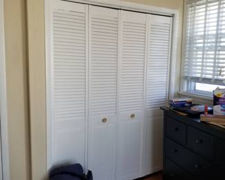 Louvered bifold doors