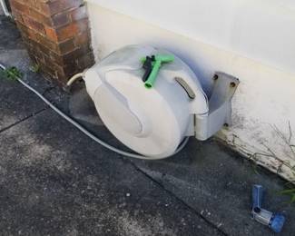Hose reel
