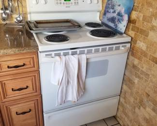 Hotpoint electric range