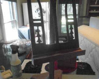 Desk top biblr (or book stand