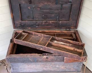 Antique tool chest with inserts