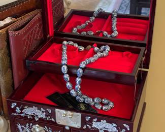 Mother of pearl rosewood jewelry box