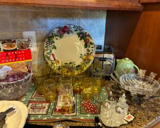 Mid century gasses, salt / pepper, crystal, toaster