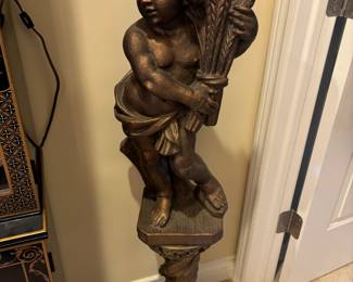 Beautiful and heavy bronze statue