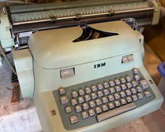 Second IBM electric typewriter