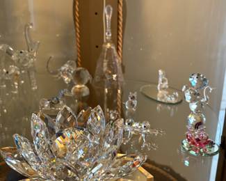 Crystal figures