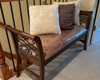 Elegant bench