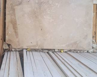 Travertine tiles 18X18 
Turkish, ivory, rustic! 
516 pieces