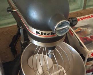 Kitchen Aid mixer 